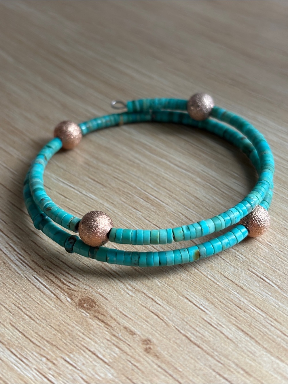 NWOT Handcrafted Turquoise Beaded Memory Wire Bracelet